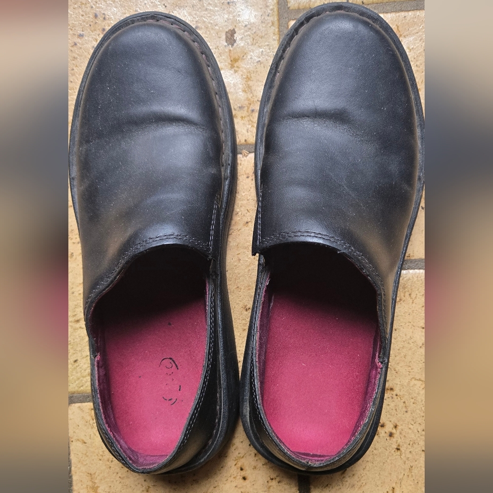 Chaco Black Leather Slip-On Shoes sz7.5 - Picture 2 of 5